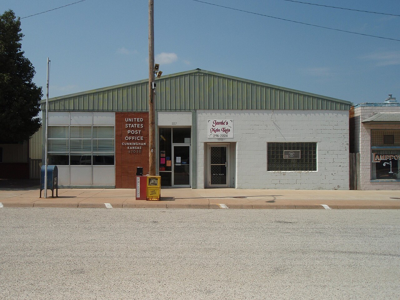 Javon Cunningham & Cunningham, Kansas: Unrelated Web Context